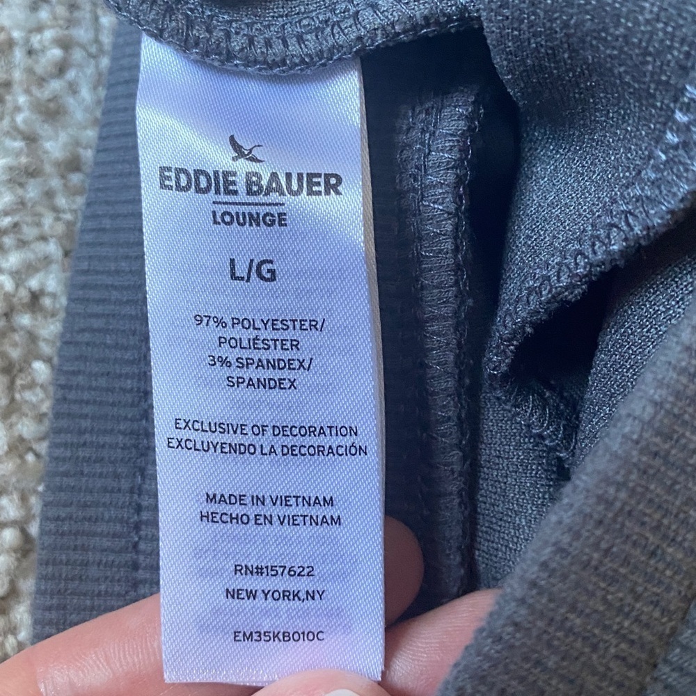 NWOT Eddie Bauer Men’s Grey Straight Leg Pants - Picture 8 of 9